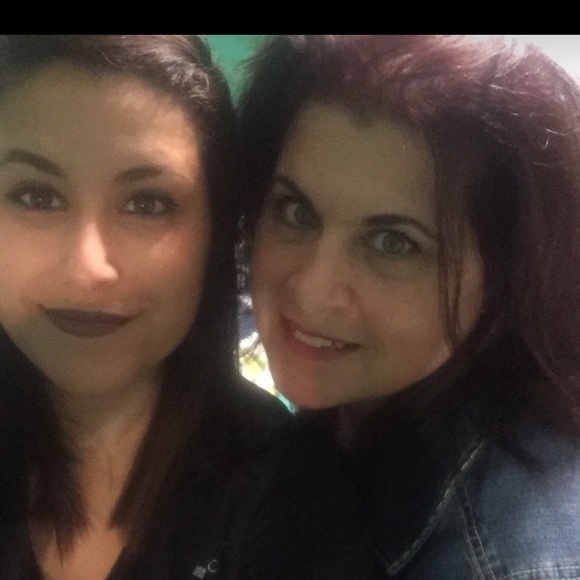 Meet your Posher, Josephine - Picture 1 of 1